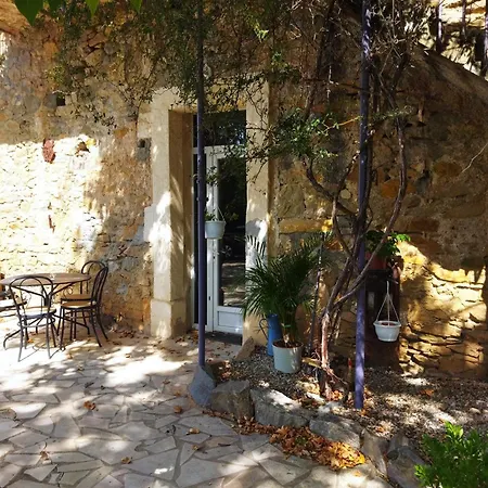 Aur Blan - Les Pipistrelles Pensión